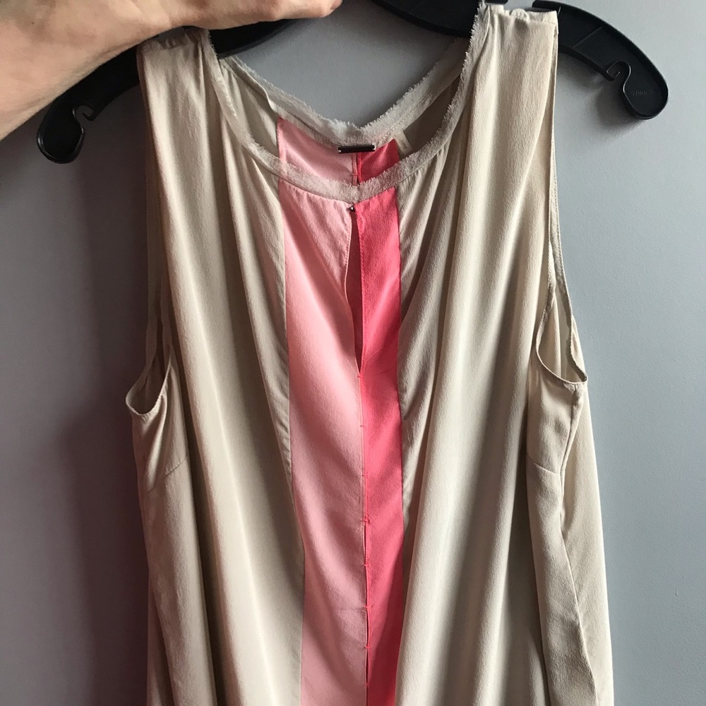 Cute Elie Tahari Top!